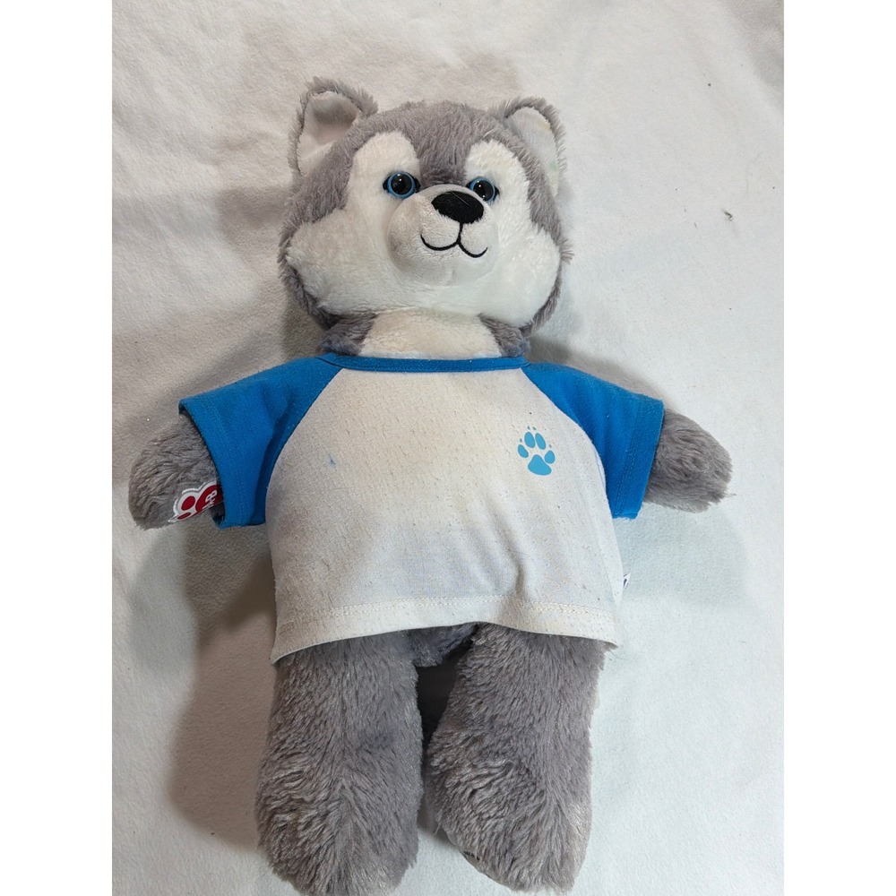 Build-A-Bear Great Wolf Lodge Grey Wolf Plush Blue White Raglan Shirt 2022 Toy
